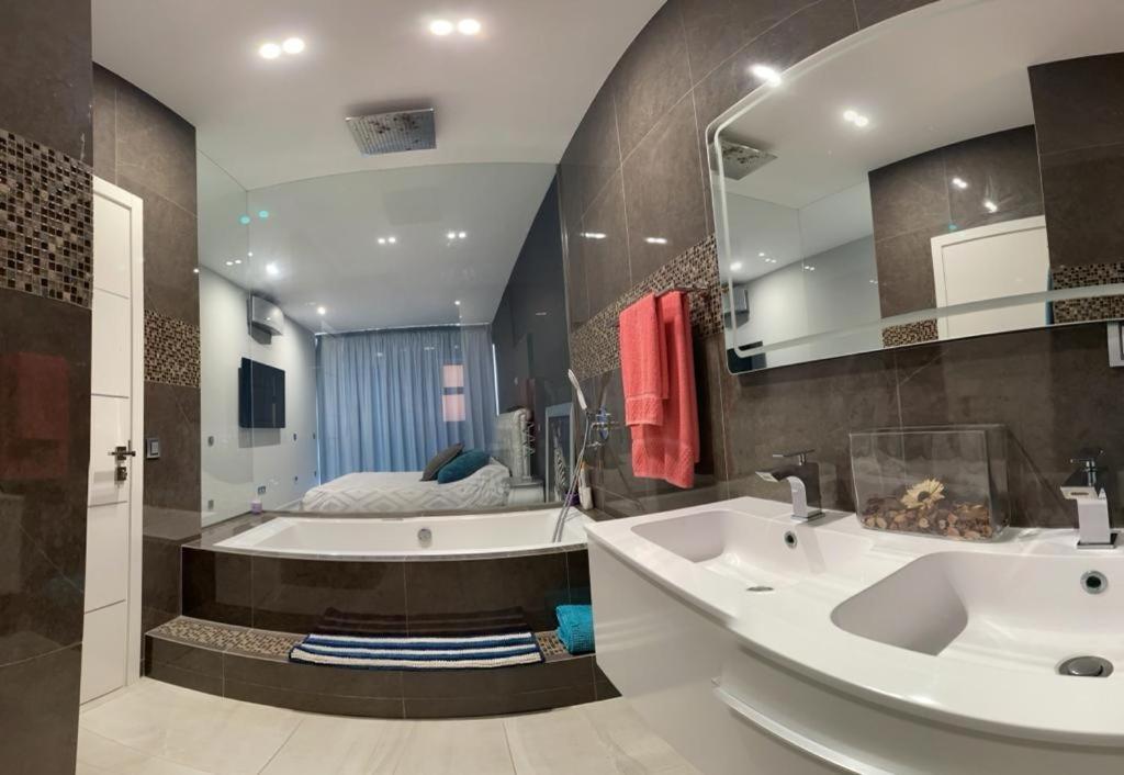 Penthouse In The Sea, Tauro Apartment Mogan Exterior photo